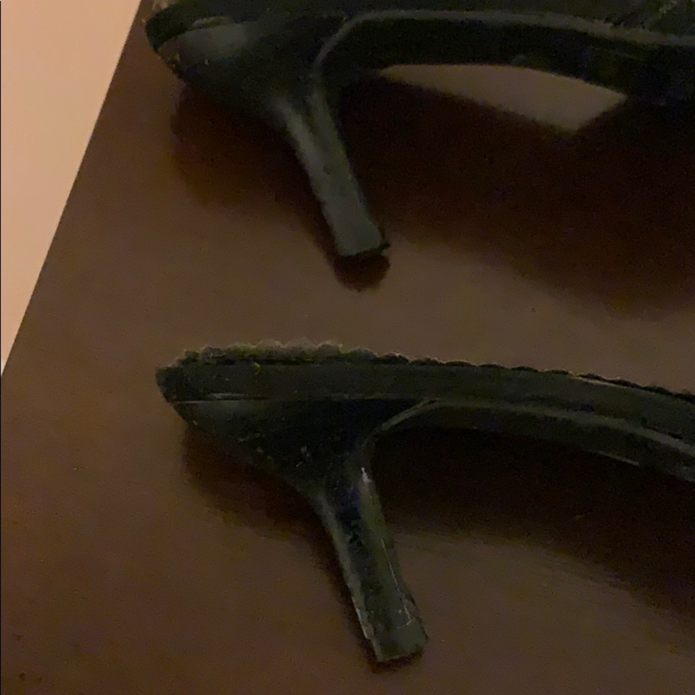 Pumps - Picture 4 of 4